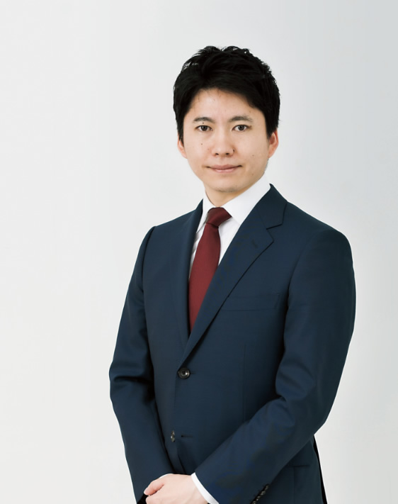 リーファス株式会社　代表取締役社長　西﨑 努